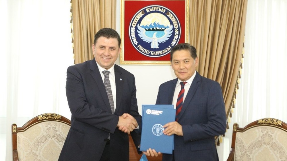 Олег Гучгельдыев и Асеин Исаев