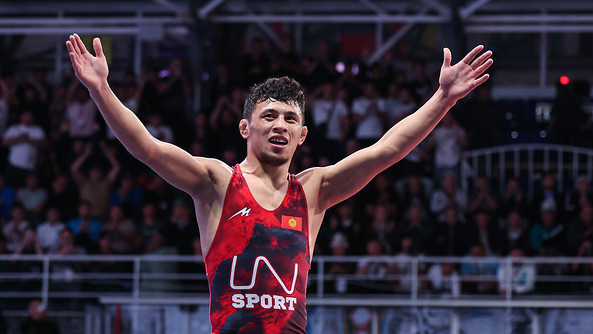 Бекзат Алмаз уулу