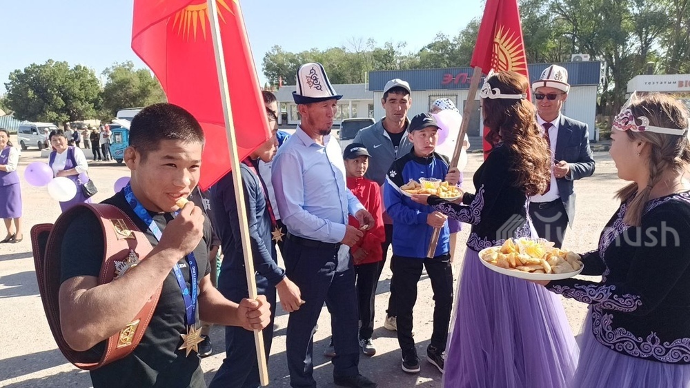 Встреча спортсменов в Ак-Талинском районе