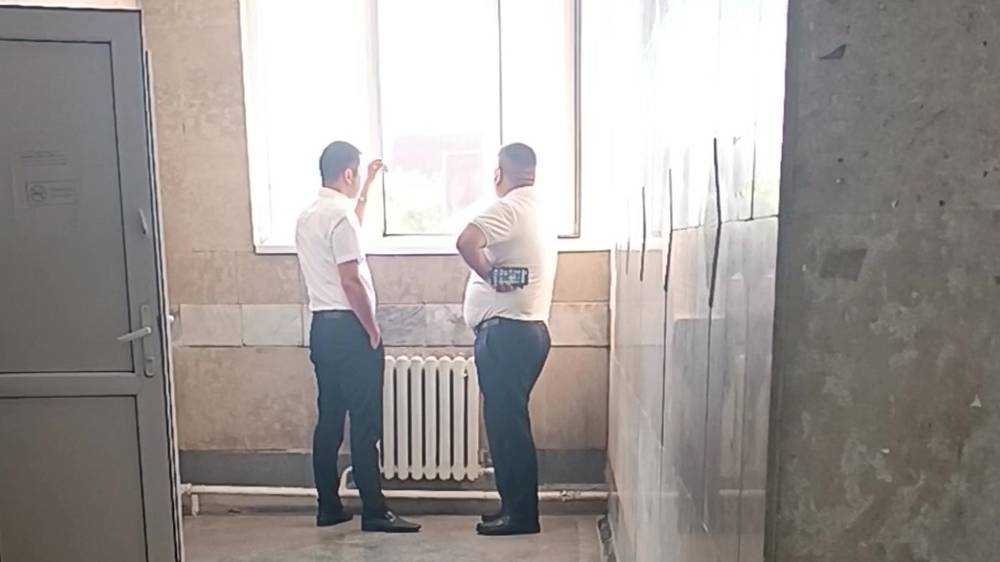 Можно ли курить в здании налоговой? - горожанин