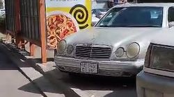 Остановка на Московской снова заставлена машинами. Видео