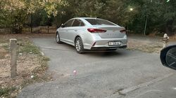 Законно ли в 10 мкр огородили парковочные места. Фото Законно ли в 10 мкр огородили парковочные места. Фото