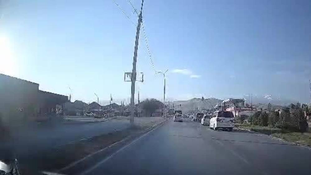 Момент аварии на Южной магистрали попал на видео