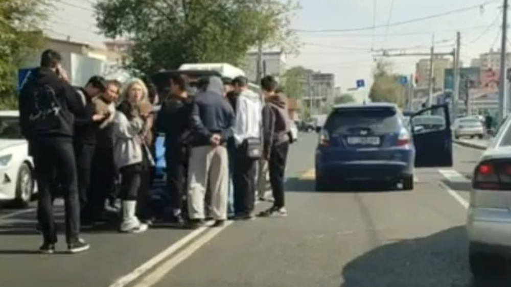 На Горького сбили пешехода. Видео с места аварии