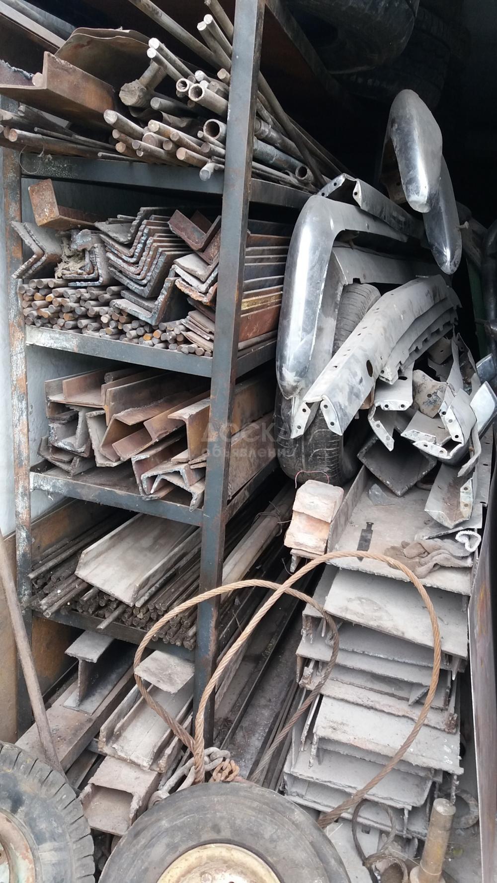 Продаю (СССР) б/у: швеллера, трубы, уголки, листы, прутки (кругляк), рельсы и др.