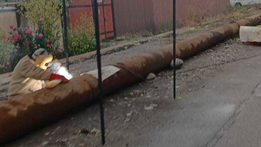 Работы по очистке шлакопроводной сети на ул.Восточной закончат в ноябре. Фото мэрии