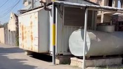 Законно ли на Айтматова поставили генератор и бочку? Ответ мэрии