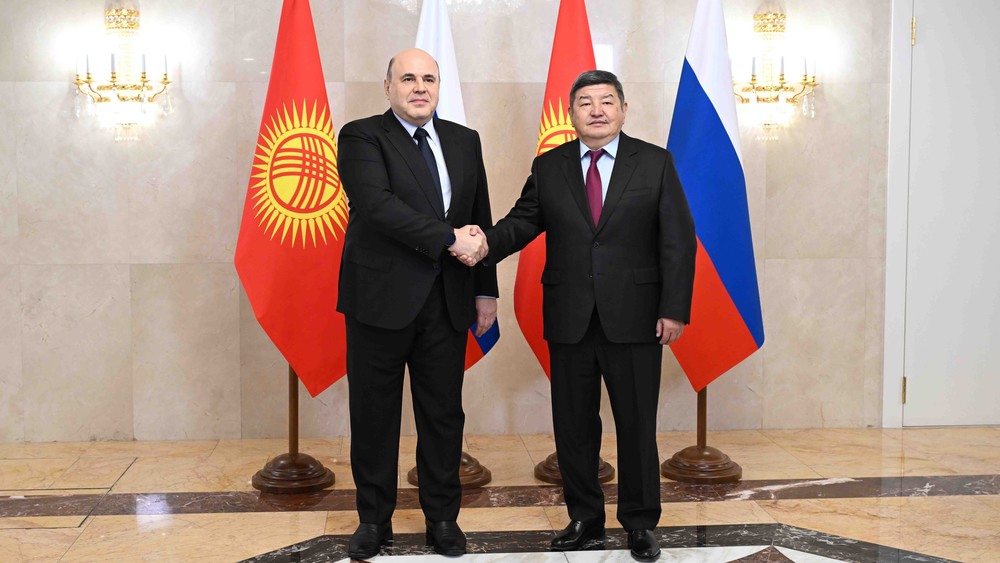 председатель кабмина КР Акылбек Жапаров, председатель правительства РФ Михаил Мишустин