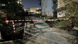 Шлагбаум на въезде во двор дома в Көк-Жаре нельзя убрать. Ответ мэрии