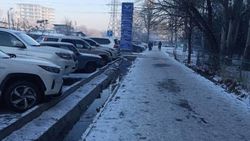 Зачем на ул.Калинина пустили воду в арык? Ответ мэрии