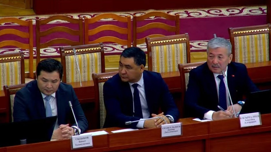 Бакыт Сыдыков, Данияр Амангельдиев и Адылбек Касымалиев