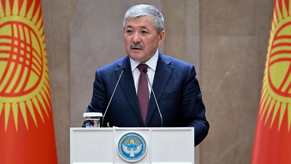 председатель Кабинета министров КР-руководитель Администрации президента КР