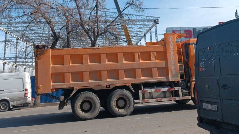 Когда в Кыргызстане установят системы весового контроля? - горожанин