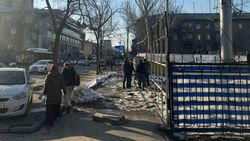 Строительные ограждения на Киевская—Исанова демонтированы в добровольном порядке, - мэрия