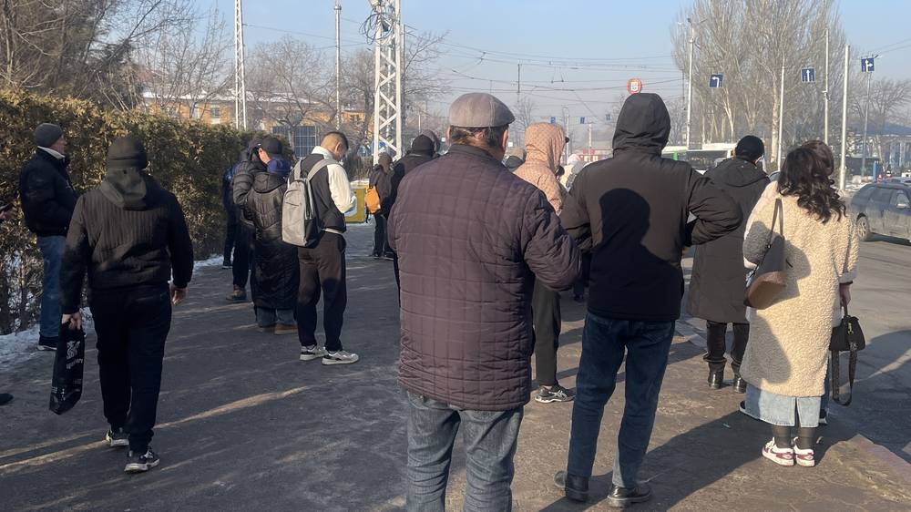 Горожанин жалуется на работу общественного транспорта