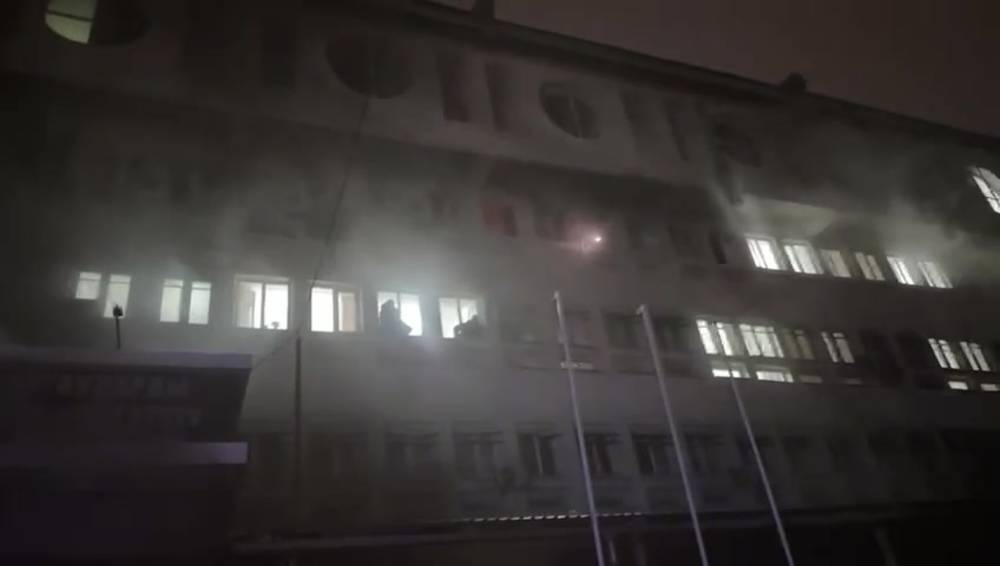 Пожар в НИИ хирургии сердца. Видео