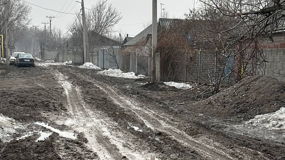 Как выглядит дорога в Новопокровке после таяния снега. Фото жителя