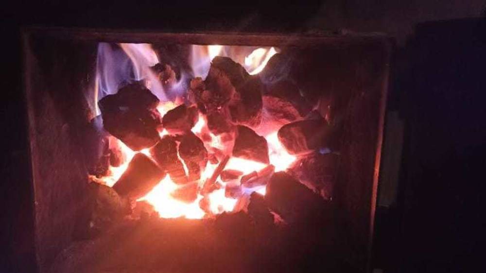 Дым из трубы здания на Кулатова. Ответ мэрии