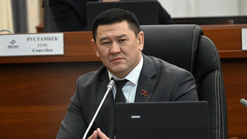 Руслан Жакышов