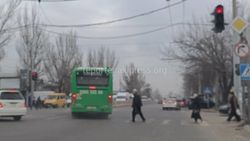 Нарушения ПДД не зафиксировано, - мэрия Бишкека ответила на жалобу о водителе автобуса