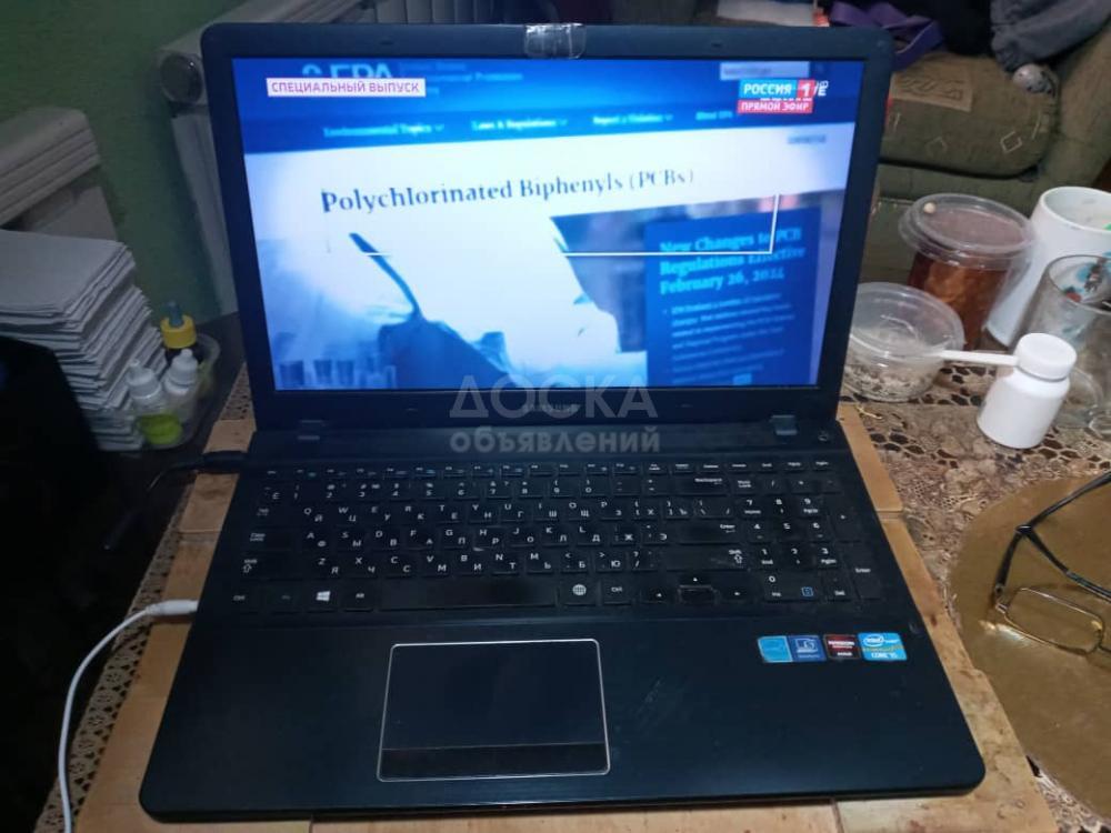 Продам  ноутбук  SAMSUNG,  16",   б/у,  в  рабочем  состоянии.