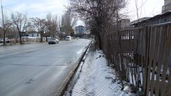 Почему на Льва Толстого нет тротуара? - горожанин