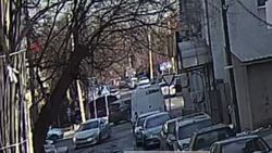 Автобус протаранил легковушку. Видео