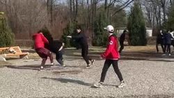 В парке Ататюрка подрались студенты КГУСТА, милиция их задержала. Видео