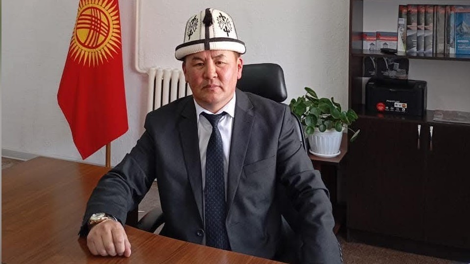 Алмасбек Ботояров