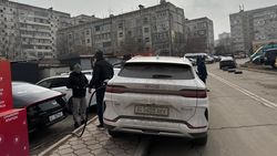 Горожанин просит убрать пункт зарядки электромобилей в нижнем Джале