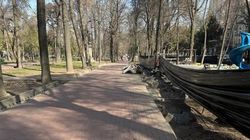 Стихийной торговли на бульваре Эркиндик нет, - мэрия