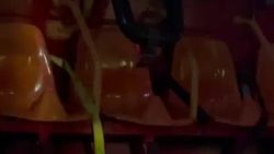 В парке Панфилова девушка упала с аттракциона. Видео очевидцев
