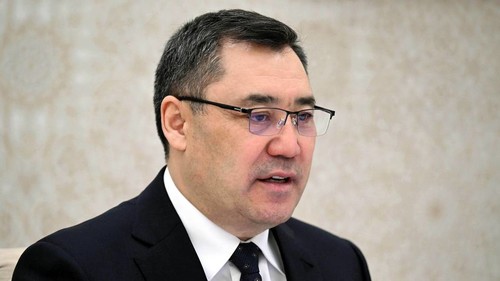 максим бакиев