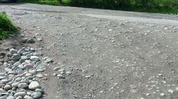 Состояние дороги по ул.Сыдыкова. Видео