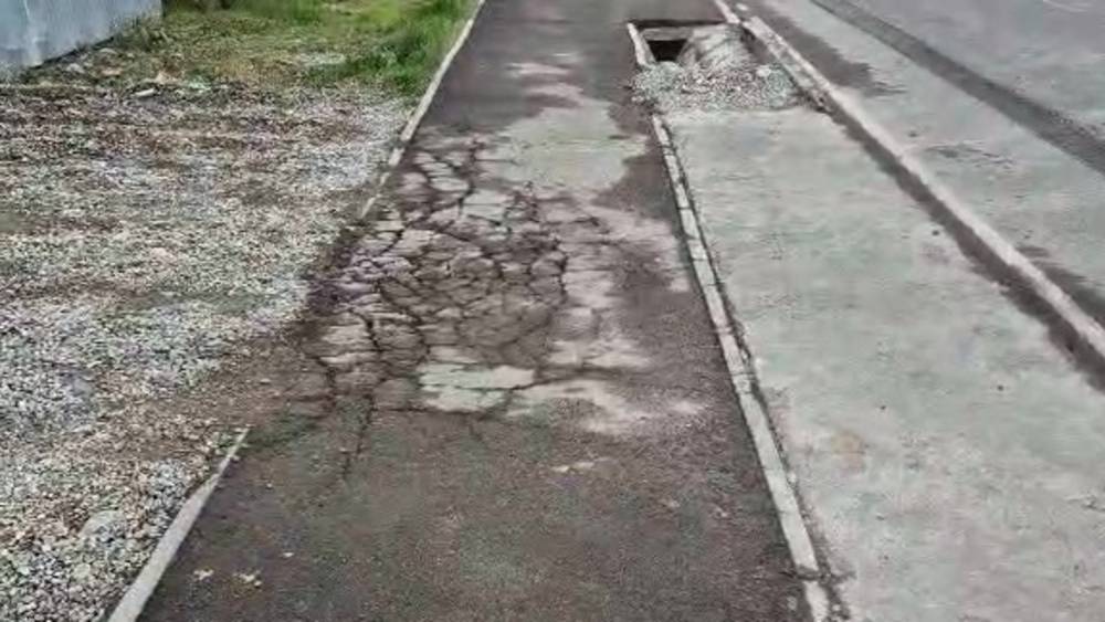 Стройка в Арча-Бешике уничтожила тротуар. Видео