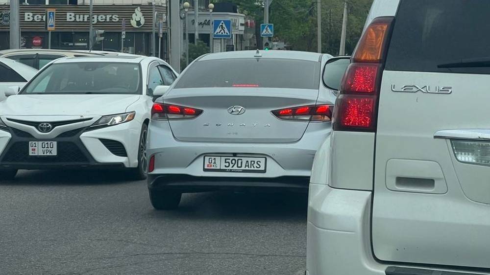 «Соната» выехала на встречку. Фото