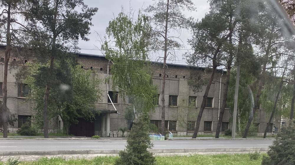 На Профсоюзной снова продают бензин. Фото