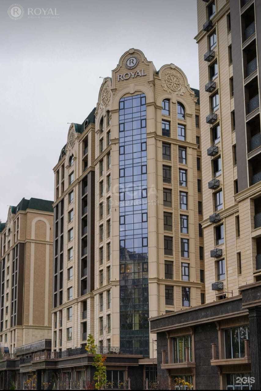 Продаю 3-комнатную квартиру, 142кв. м., этаж - 9/13, Пр. Ч.Айтматова - Южная магистраль.