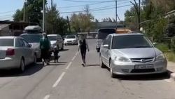 Дорогу по улице Муса Джалиля отремонтировали, но не сделали тротуар, - горожанин