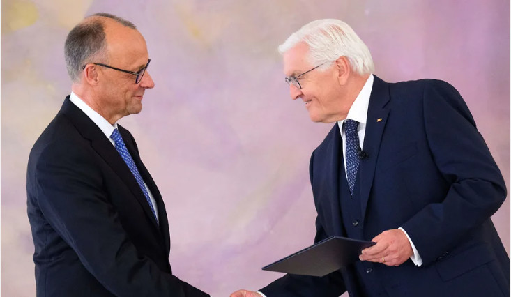 Фридрих Мерц (слева) и Франк-Вальтер Штайнмайер