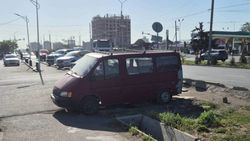 Бус с фруктами снова оштрафовали на 3000 сомов за торговлю в неположенном месте. Видео мэрии
