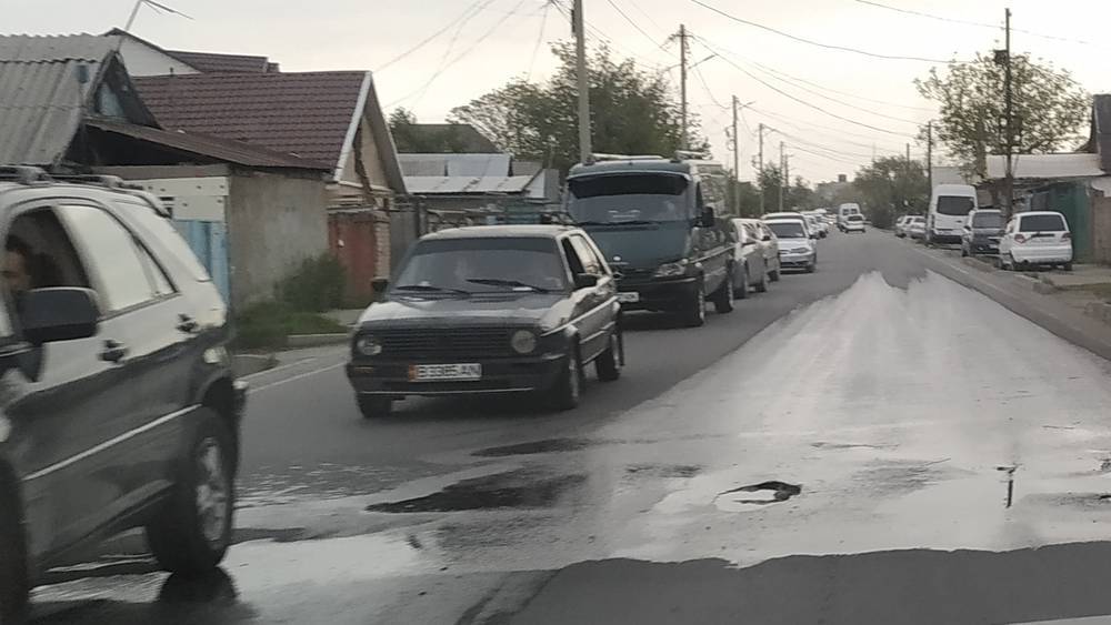 Утечку воды после ремонта «Бишкекводоканала» устранили, - мэрия