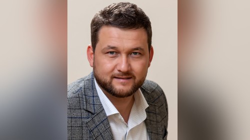 манас иманов