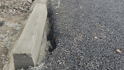 Как делают асфальт на Медерова. Фото горожанина