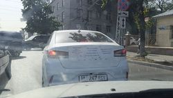 В Бишкеке замечена «Соната», обклеенная «пацанскими цитатами». Фото