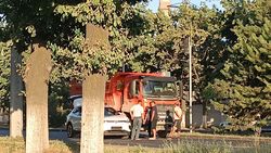 Возле ТЭЦ столкнулись грузовик и легковушка. Фото