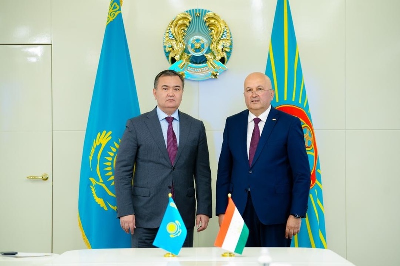 Tajikistan, Kazakhstan discuss issues of cooperation