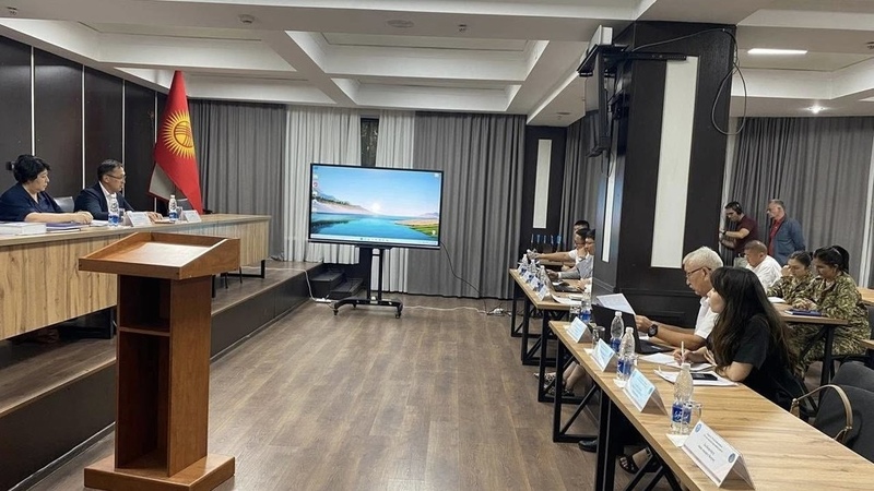 Emergency Ministry discusses implementation of Roadmap for Five Years of Action for Sustainable Development of Mountain Regions of Kyrgyzstan