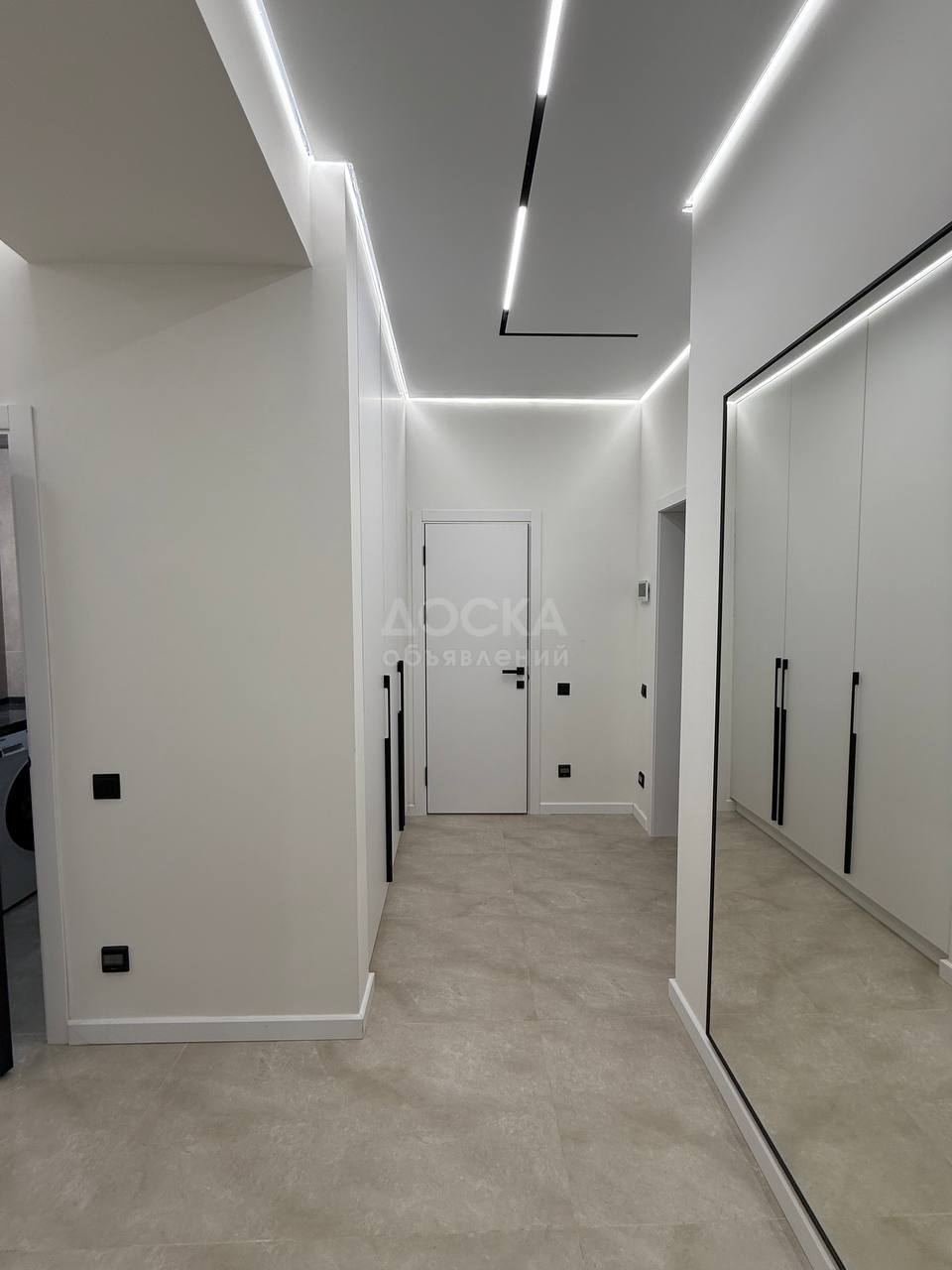 Сдаю 2-комнатную квартиру, 68кв. м., этаж - 2/14, Абдумомунова 290/ Пр. Манаса.