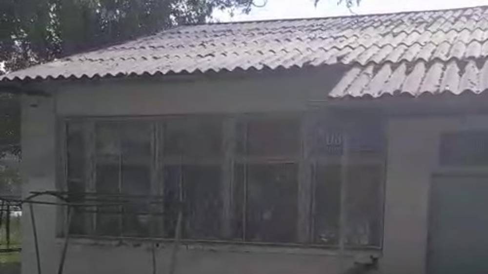 Житель села Джал жалуется на состояние здания почты. Видео